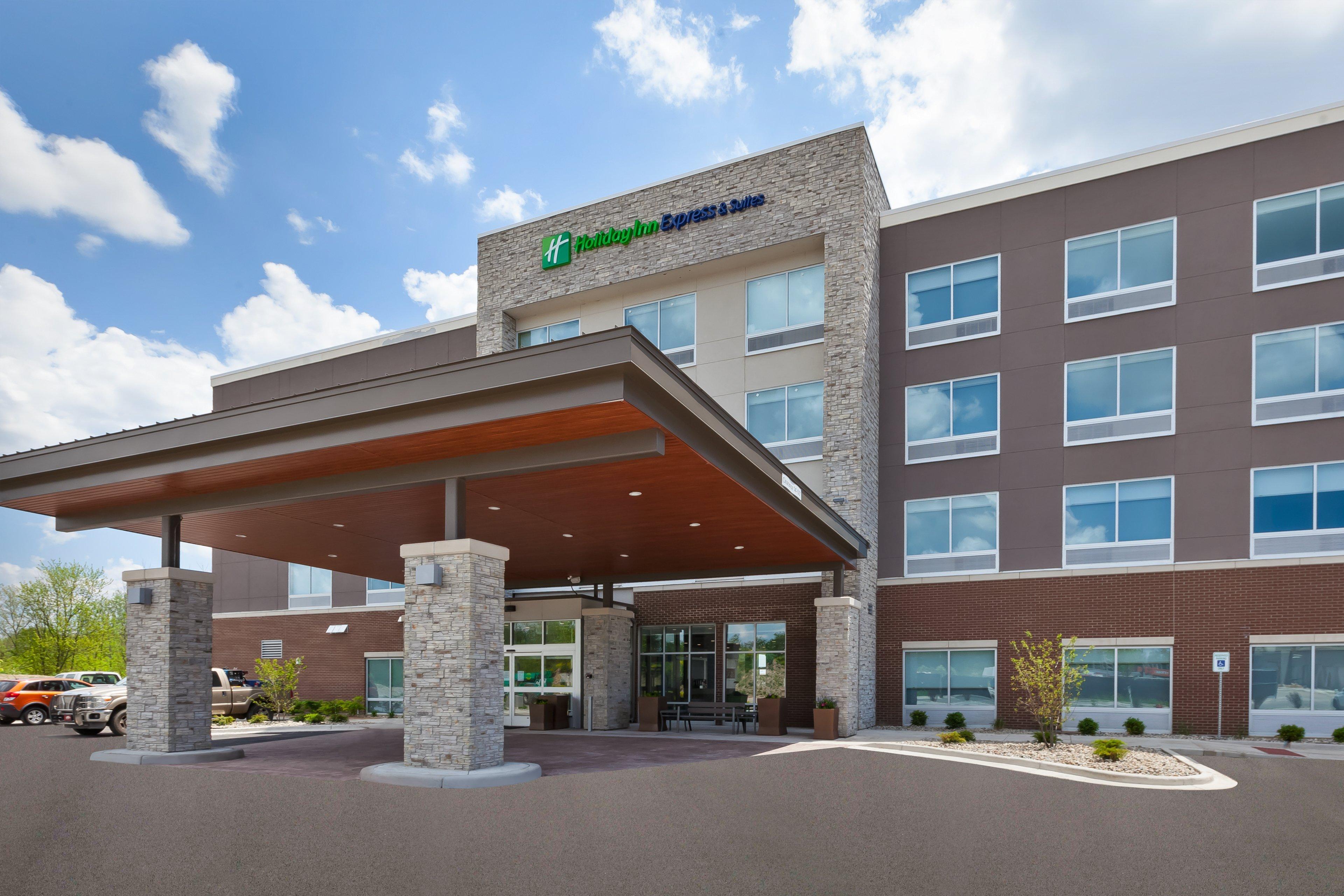 Holiday Inn Express & Suites - Grand Rapids Airport - South By Ihg Cascade Exterior foto
